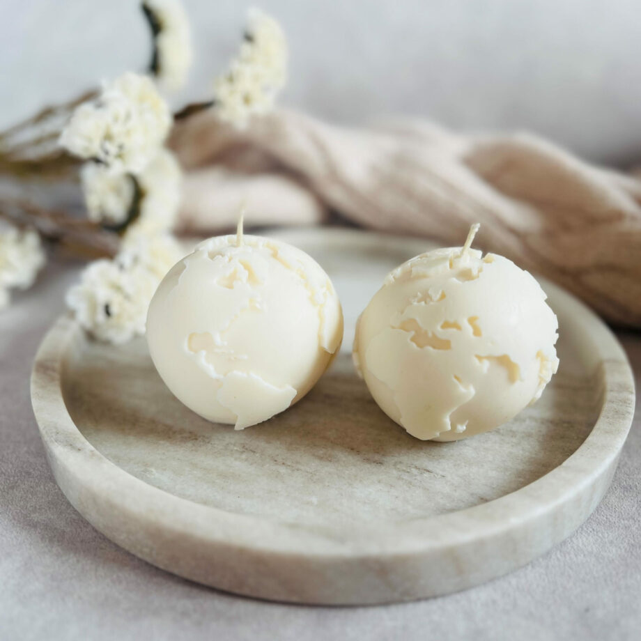 swieca sojowa kula ziemska recznie robiona